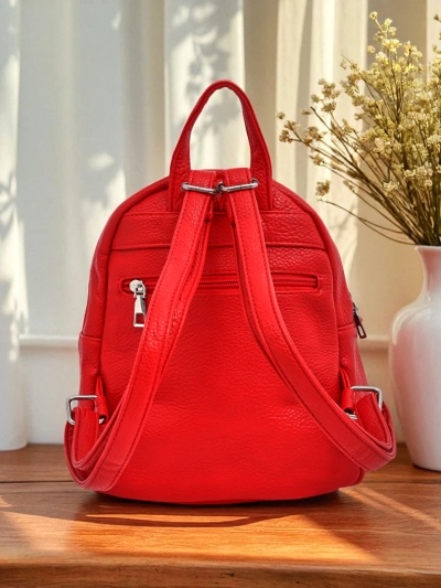 Artemisia Collection: Królewska Moda Small Women's Red Faux Leather Backpack