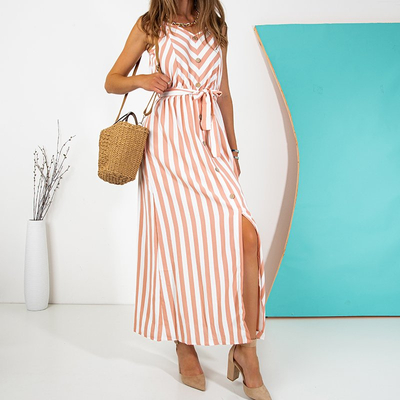 Женское платье в розовую полоску