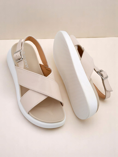 Royalfashion Women's Riva Star Chunky Sole Sandals