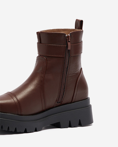 Dark brown women's boots with buckle Utilas - Footwear