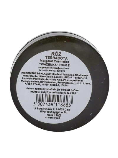 Pressed blush in the shade Deep Coral