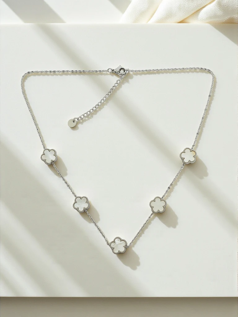 Sofia Argentum Collana – naszyjnik srebrny kwiaty z masą perłową