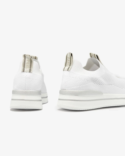 Sieviešu sporta apavi ar baltu uzrakstu Cerppa- Footwear