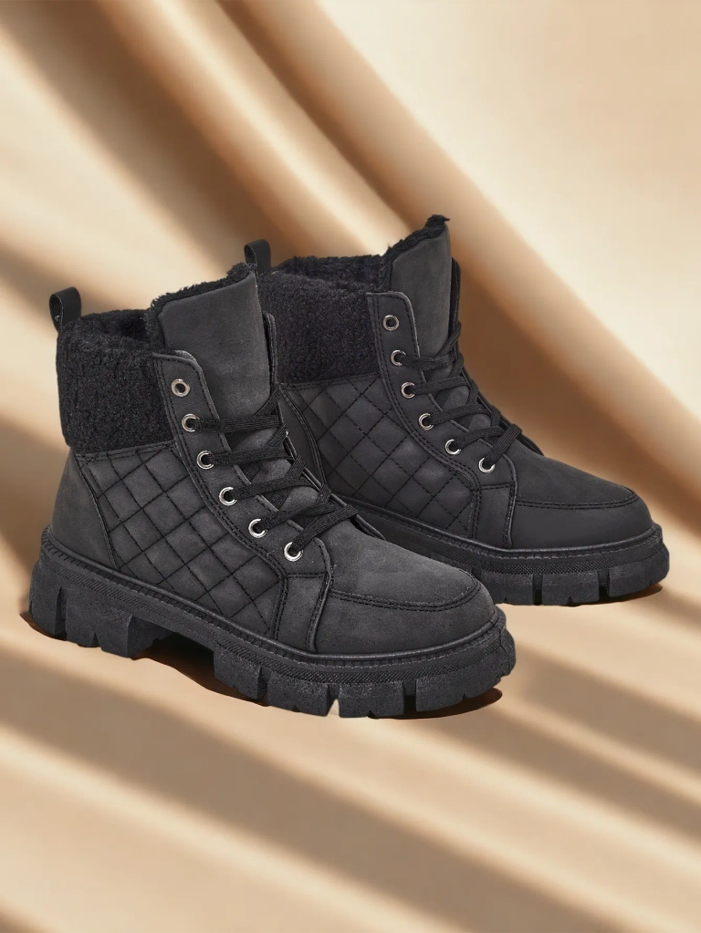 Royalfashion Melni sieviešu siltinātie trapper zābaki Hogenaf