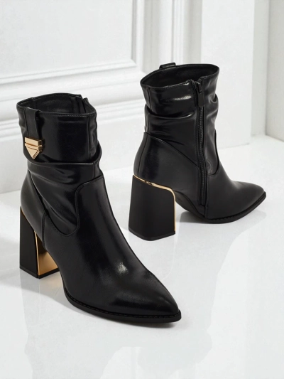 Botki për femra AshenPurl prej lëkure eko me takë të trashë