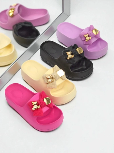 Royalfashion Женские резиновые шлепанцы с декоративным бантом Alday