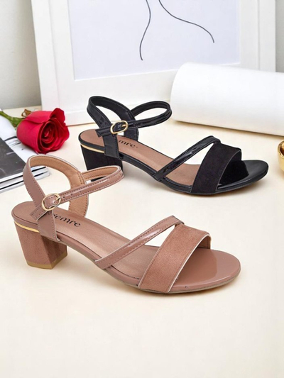 Royalfashion Women's Patent Low Heel Sandals Grace Gloss