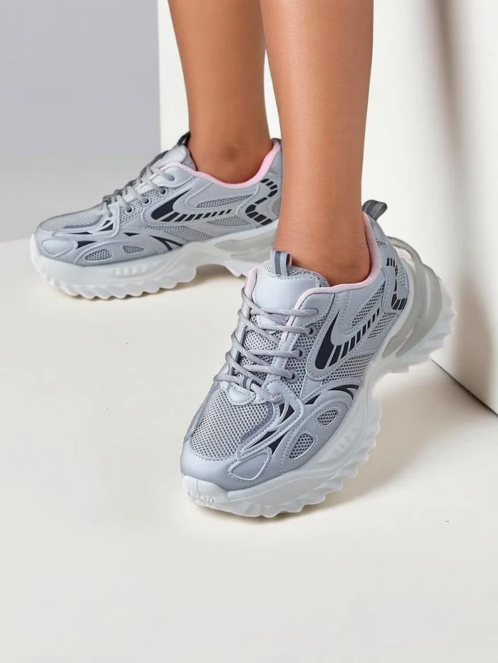 Royalfashion Sieviešu sporta apavi uz biezāka zole Annete