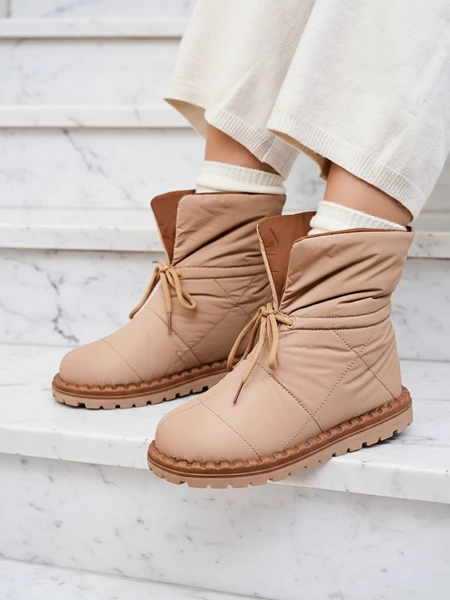 Royalfashion Women's slip-on snow boots in brown Nevonsis