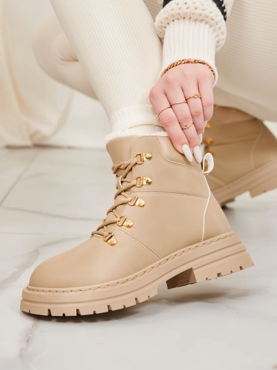 Royalfashion Beige women's Develier trappers