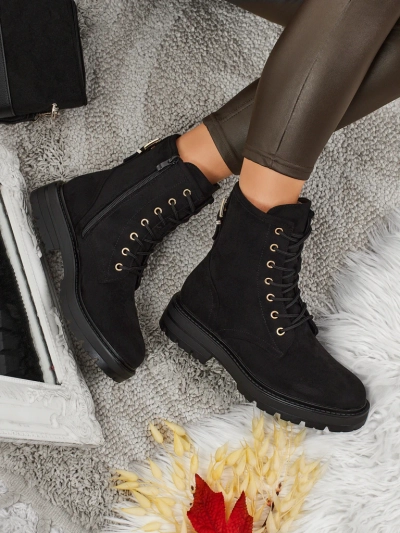 Women's Thalira Trapper Boots