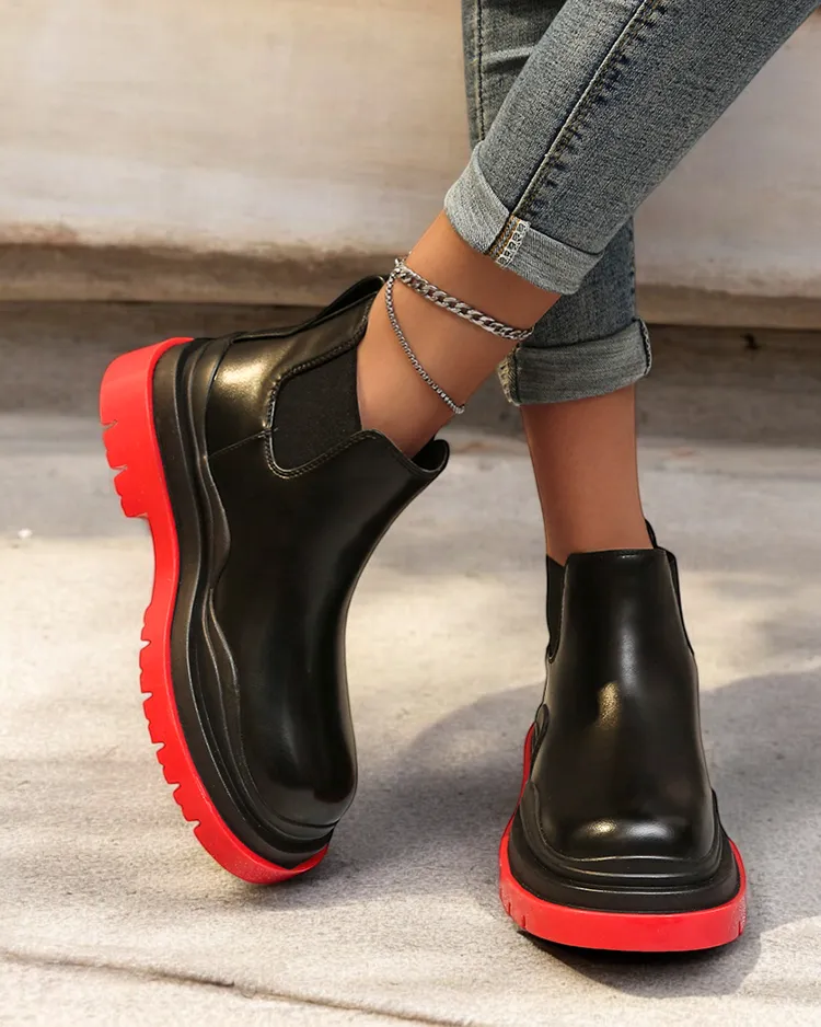 Royalfashion Sieviešu zābaki Derri