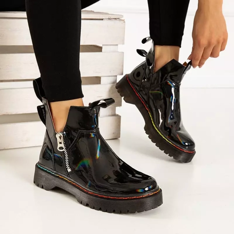 OUTLET Ladies' black lacquered boots with a zipper Odeta - Footwear