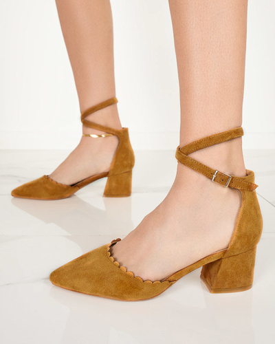 OUTLET Women's eco-suede camel sandals on the Ametis post - Footwear