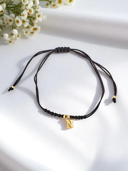 Women's bracelet with the letter N