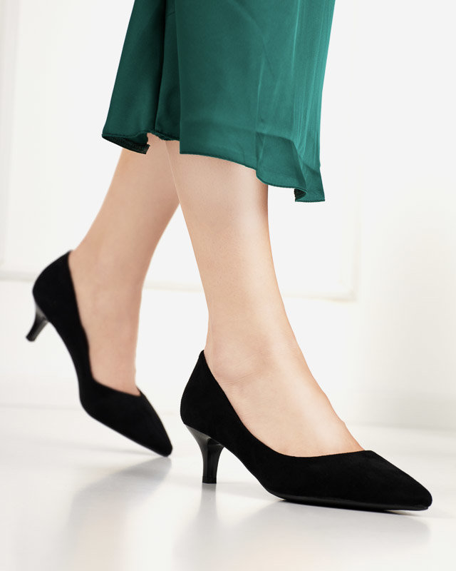 Black women's pumps on a low heel Ikerina - Footwear