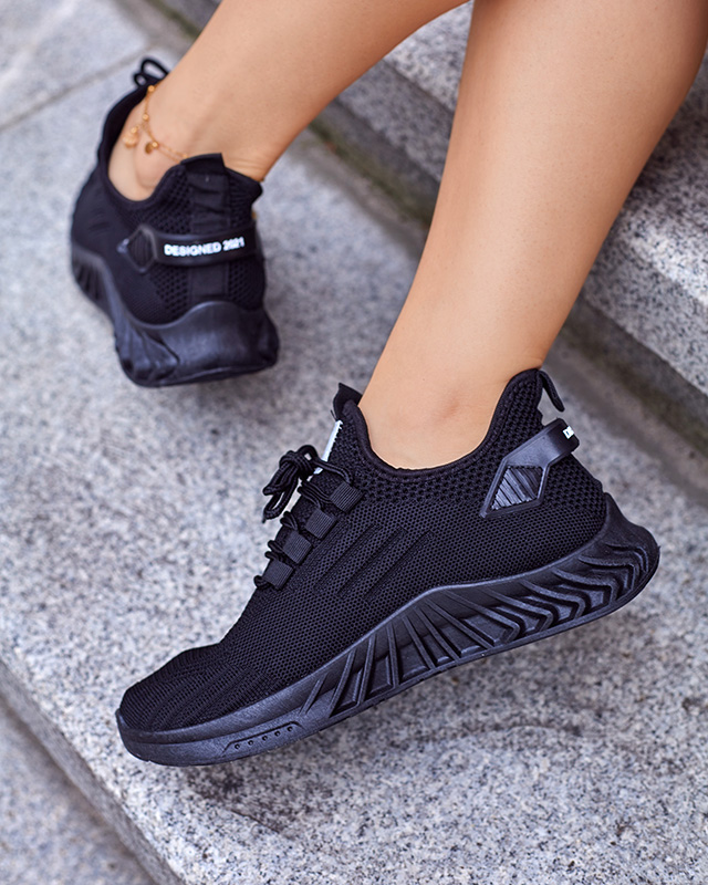 Royalfashion Women's fabric sports shoes in black Ltoti