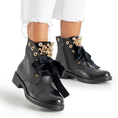 Black bags with Havelte decorations - Footwear