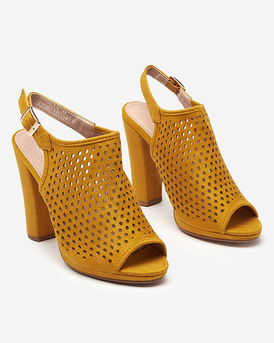 Women's openwork sandals on a post in mustard Melliani - Footwear