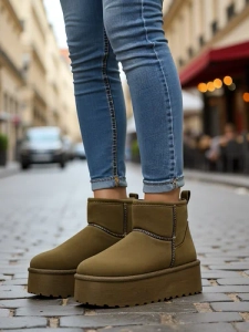 dark green