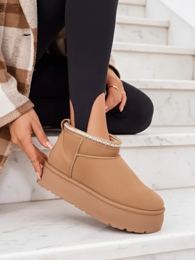 Royalfashion Women's short boots a'la snow boots Xoalla