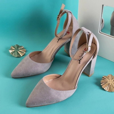 Women's sandals on a gray Luxuriance post - Footwear