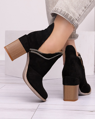 Black women's insulated boots on a post Mukis - Footwear