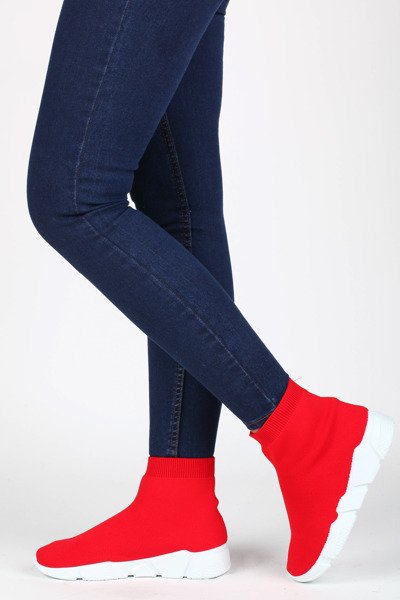 Czerwone, sportowe obuwie z tekstylną cholewką - Obuwie