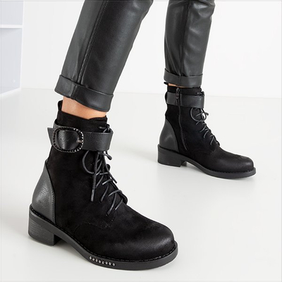 Black women's boots with a Roubaix buckle - Footwear