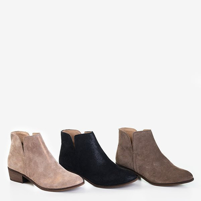 Dark brown women's ankle boots with a flat heel Ballo - Shoes