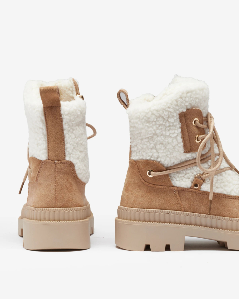 Royalfashion Beige women's trapper boots with sheepskin Getatsa