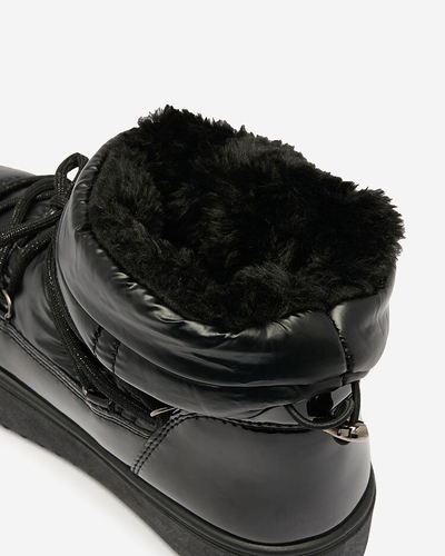 Royalfashion Женские ботинки-слипы a'la snow boots черного цвета Nevsone