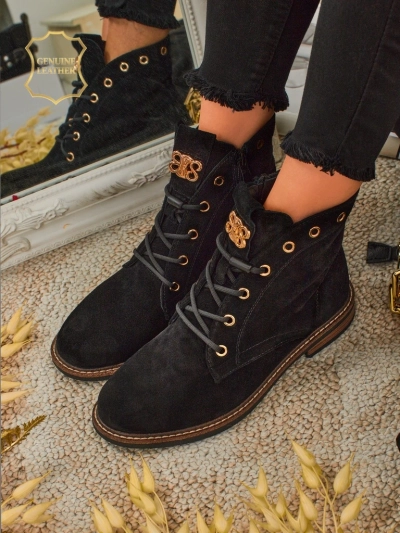 Botki dymskie Aurelia Romano z naturalnygo zamszu – brůnatne, ze futerkym