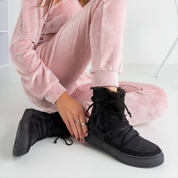 Black women's snow boots with fur Nosesi - Footwear