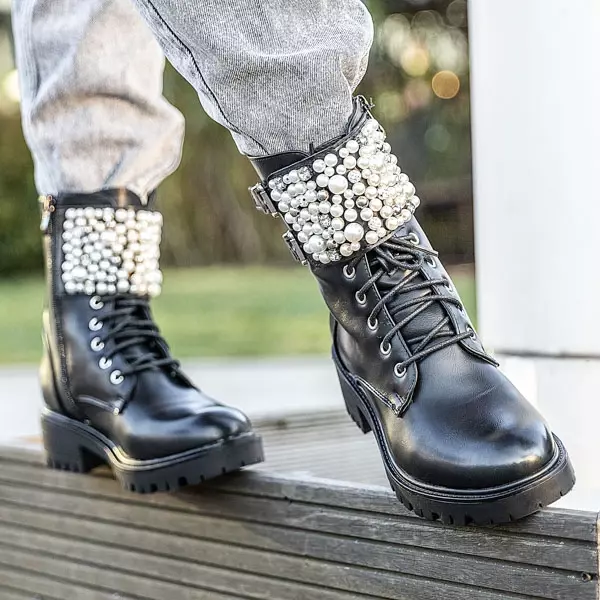 OUTLET Black boots with Mais pearls - Footwear