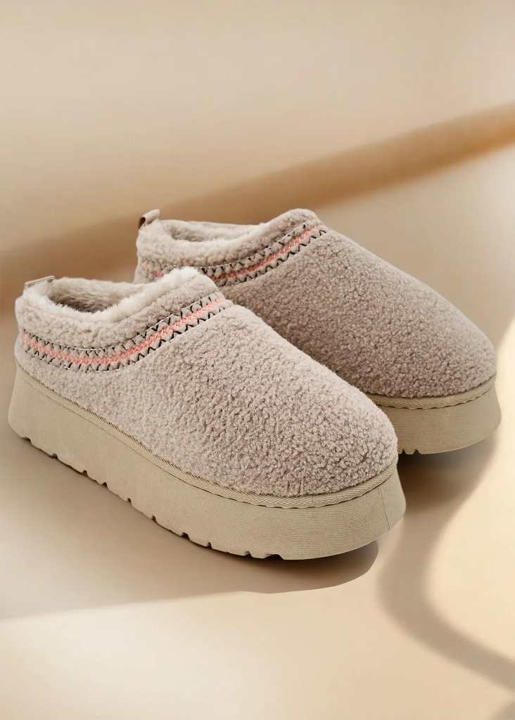 Rojālfāšona īsie sieviešu sniega zābaki pēc sniega zābakiem Esel