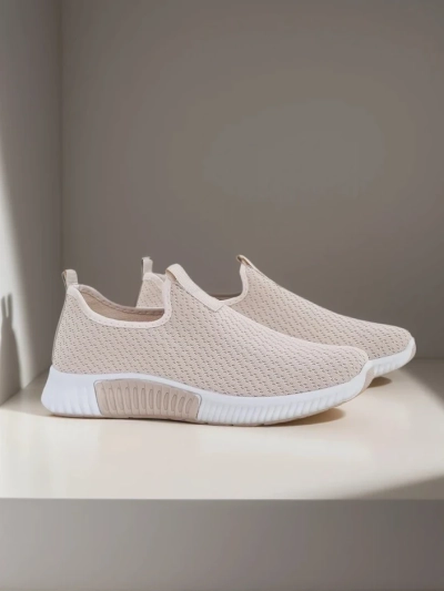 Ženske superge bež Eulalia Slip-On ravna peta tkanina poletje pomlad