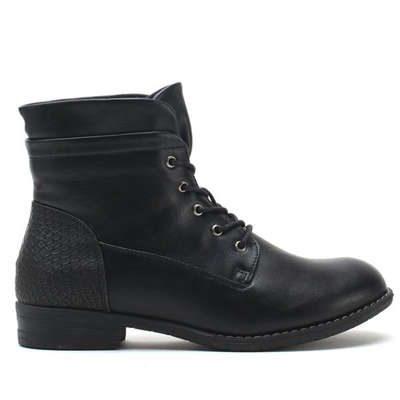 Czarne, wysokie traperki - Obuwie