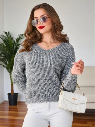 Royalfashion Sieviešu džemperis ar spīdīgu diegu