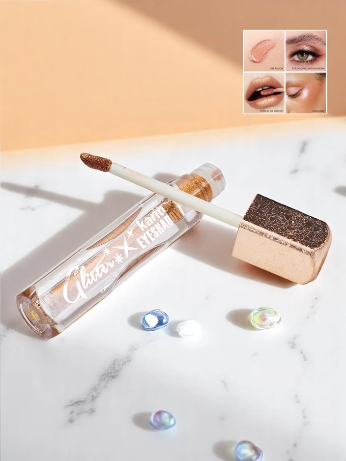 Shimmering liquid eyeshadow in the color Fall