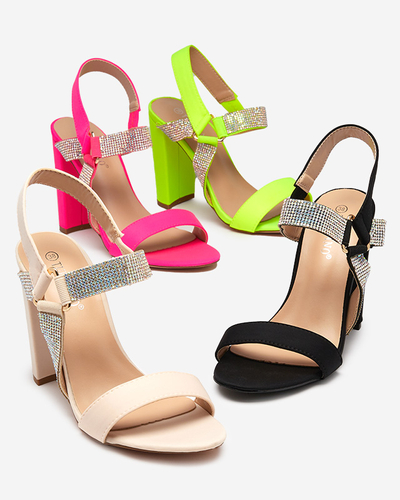 Neon yellow women's sandals on the Xiobi post. Footwear
