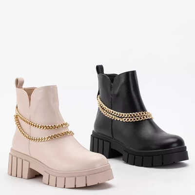 OUTLET Black women's boots with a chain Molsi - Footwear