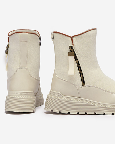 Кремовые женские сапоги на плоском каблуке Mefina- Footwear