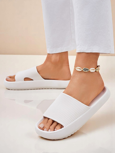 Royalfashion Women’s rubber slides Bree