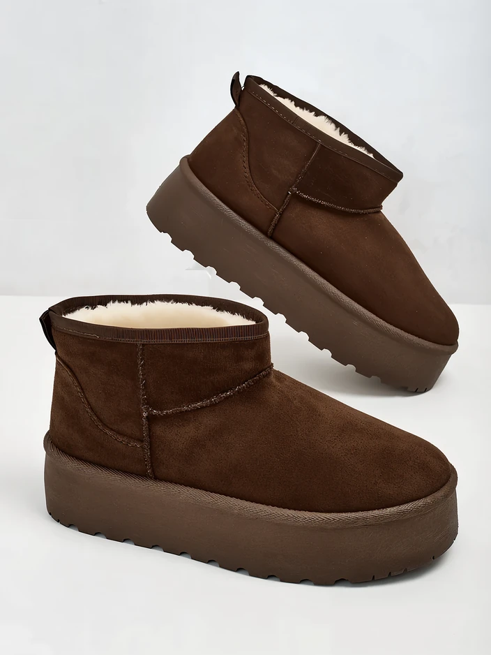 Royalfashion Women's platform snow boots a'la Dagodo