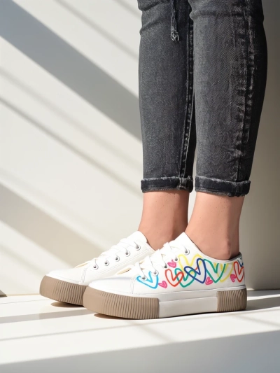 Royalfashion Women's sneakers with heart print Sercess