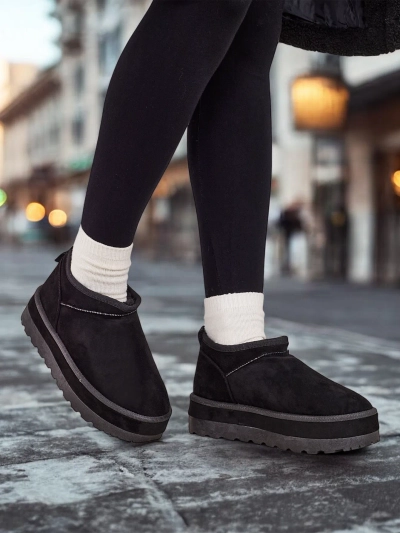 Royalfashion Short women's snow boots a'la Biovve