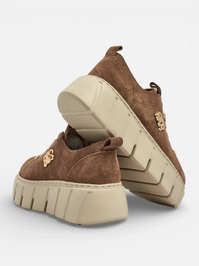 Sportowe sneakersy damskie ze skóry naturalnej Renos