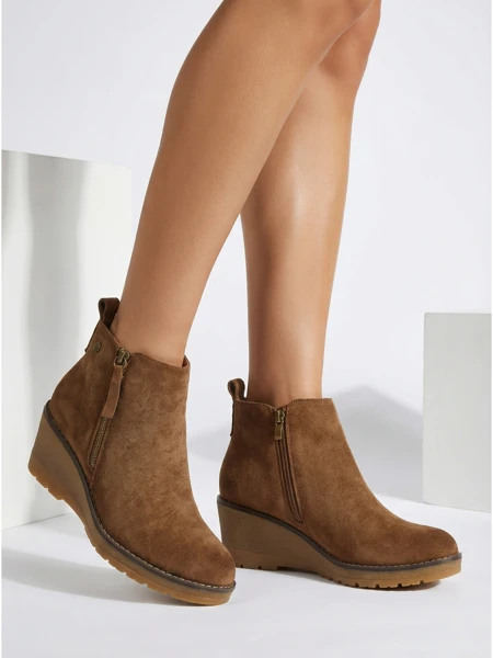 Zarrico Women's Wedge Ankle Boots