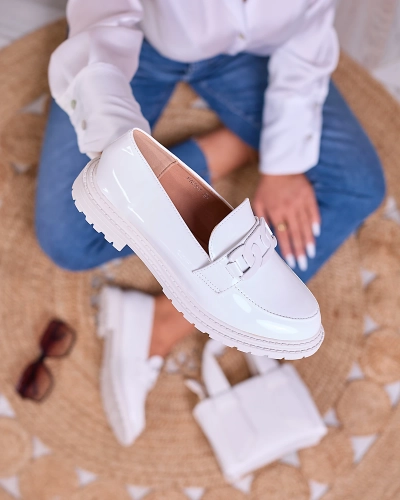 Royalfashion Белые лакированные мокасины для женщин Dafench